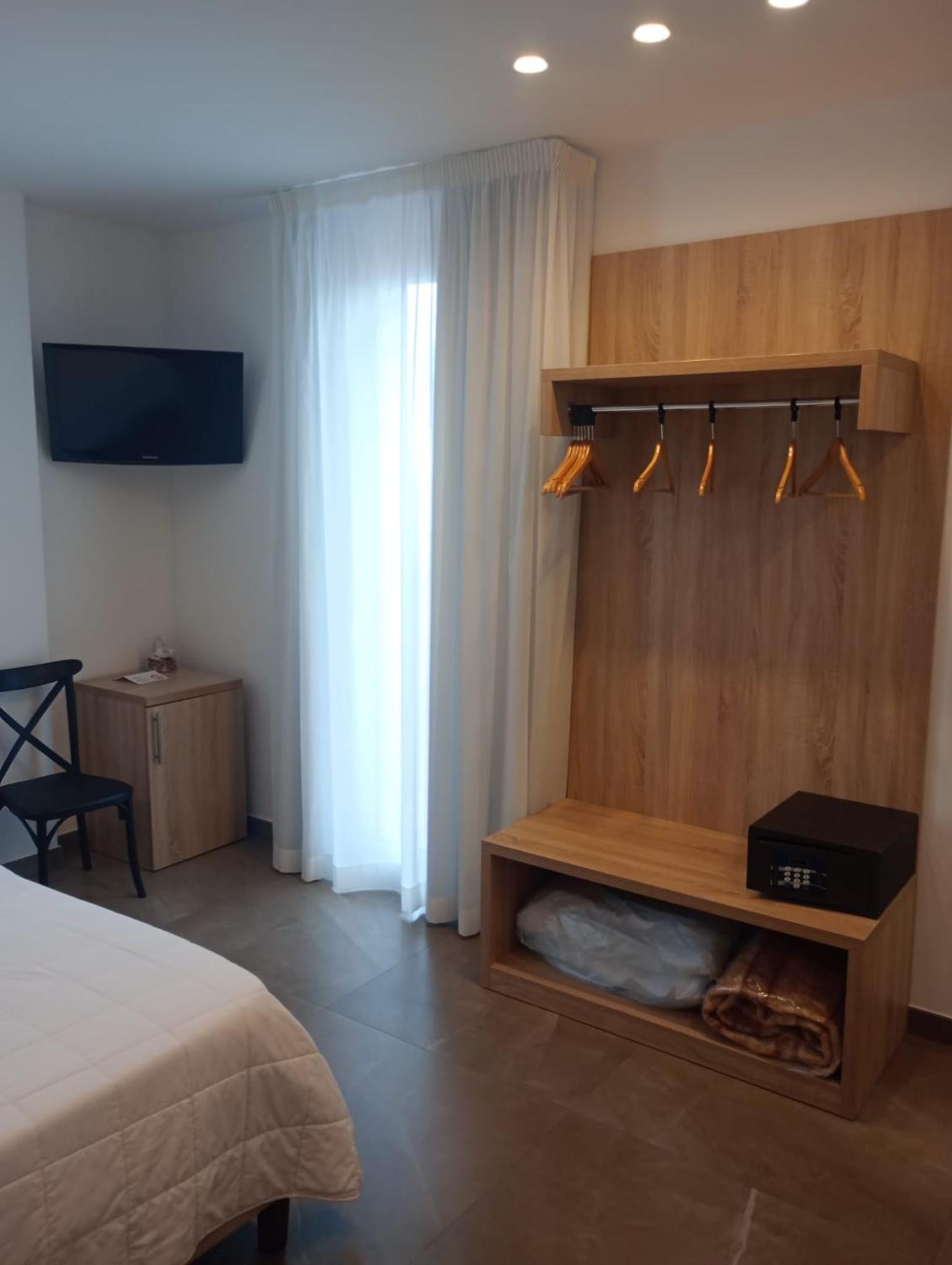 Hotel La Martinica Ficarazzi Екстериор снимка