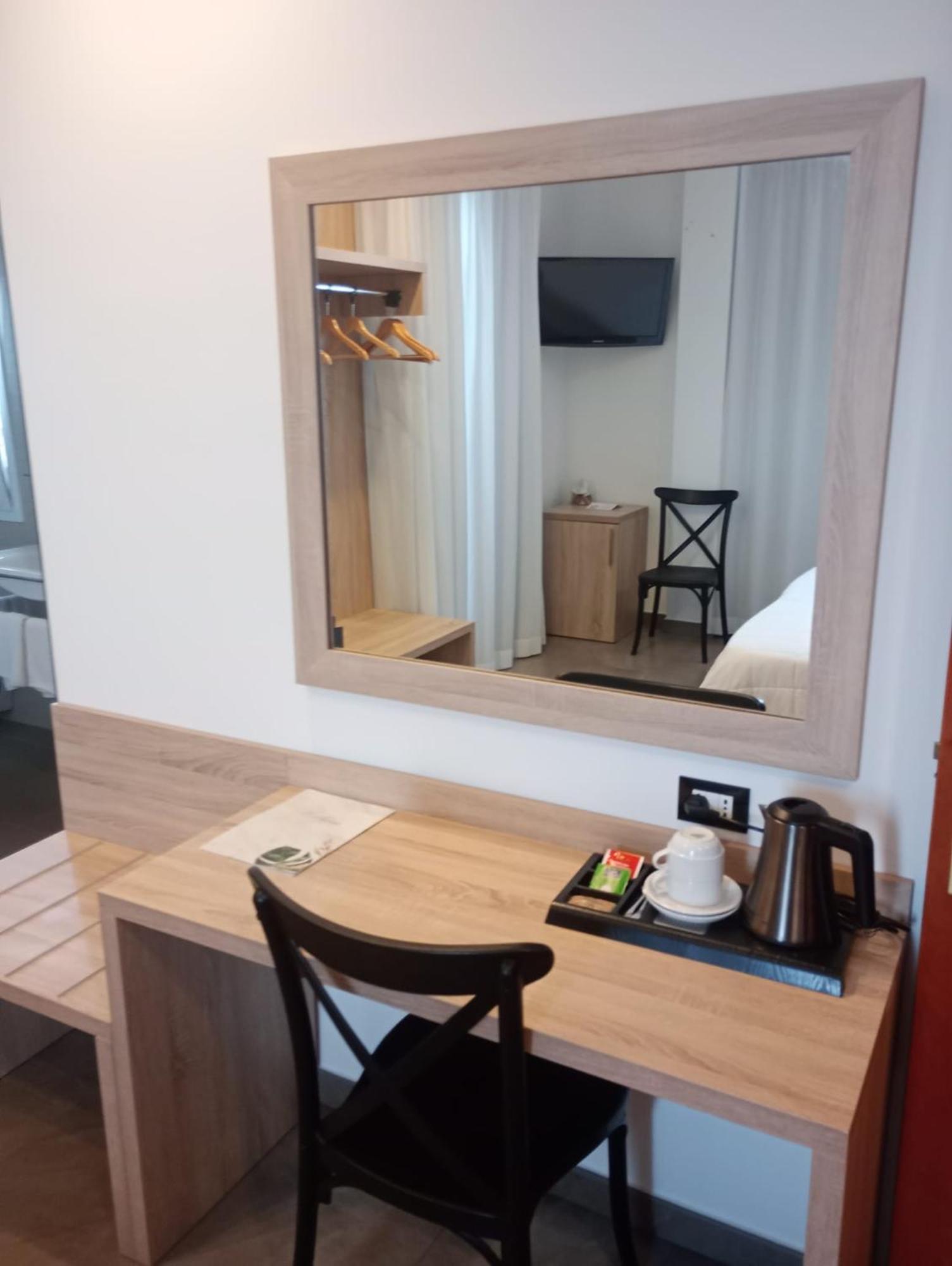 Hotel La Martinica Ficarazzi Екстериор снимка