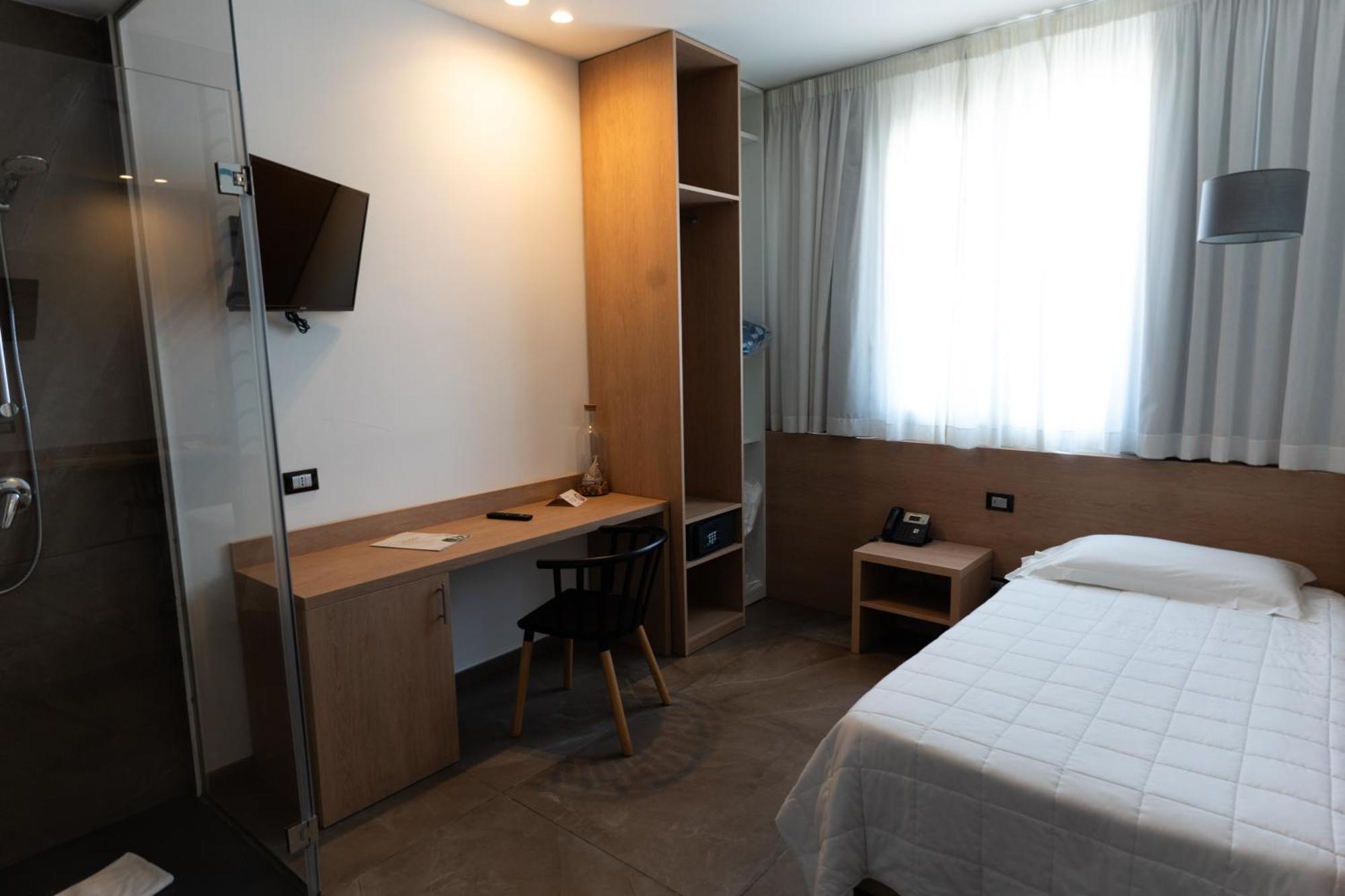Hotel La Martinica Ficarazzi Екстериор снимка