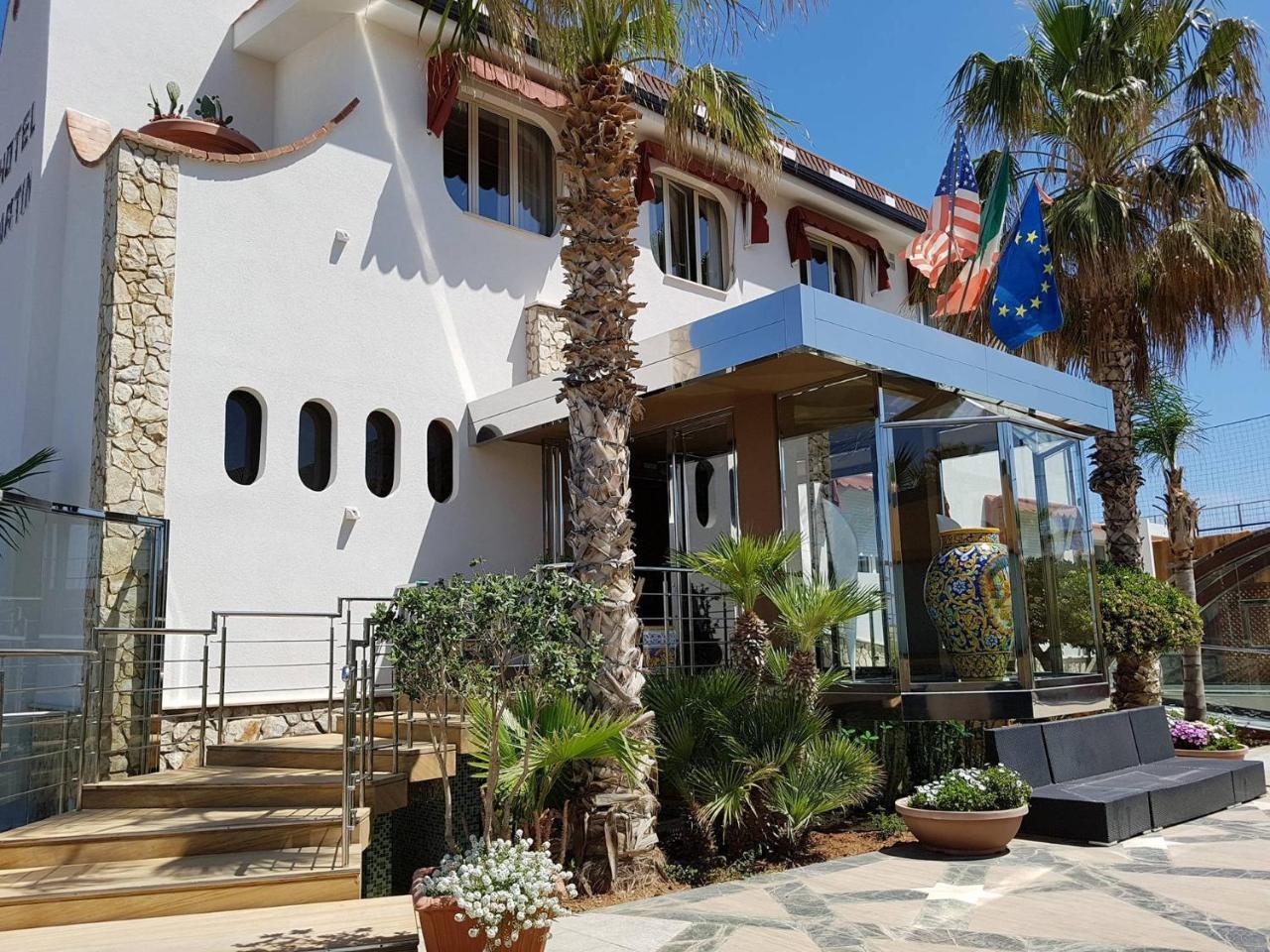 Hotel La Martinica Ficarazzi Екстериор снимка